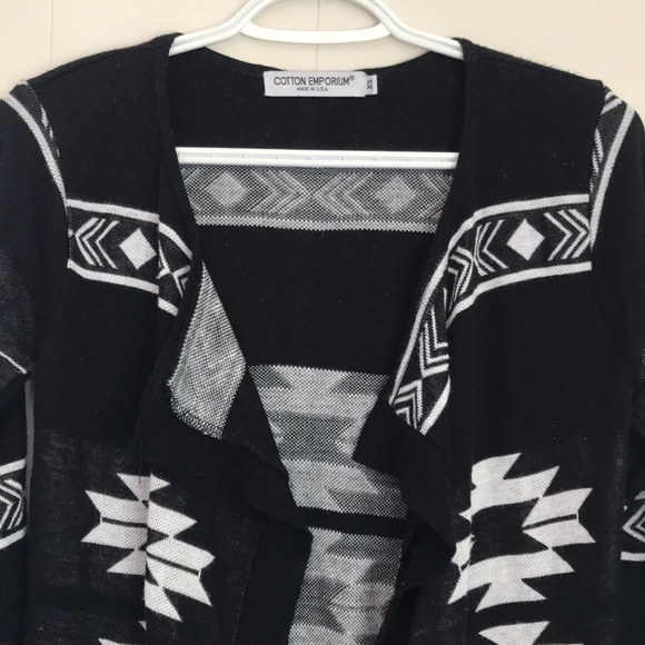 Aztec Cardigan - Picture 2 of 3